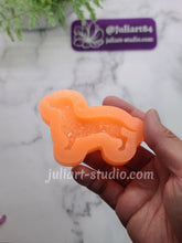 Load image into Gallery viewer, 2.8 inch Druzy Dachshund Silicone Mold for Resin