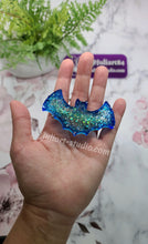 Load image into Gallery viewer, 3 inch Druzy Bat Hair Clip Silicone Mold for Resin