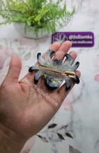 Load image into Gallery viewer, 3.25 inch Druzy Spider Silicone Mold for Resin