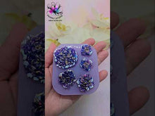 Load and play video in Gallery viewer, 3D Hydrangeas Palette Silicone Mold for Resin