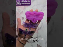 Load and play video in Gallery viewer, 3 inch Druzy Dragonfly Silicone Mold for Resin