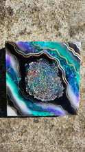 Load image into Gallery viewer, 3.4 inch Crystal Cluster (#CC3) Silicone Mold for Resin