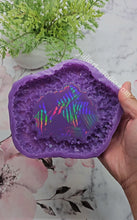 Load image into Gallery viewer, 5.5 inch HOLO Crystal Edge Agate Dish Silicone Mold for Resin casting