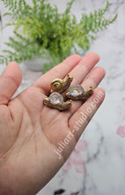 Load image into Gallery viewer, 1 inch 3D Mini Snails Silicone Mold for Resin
