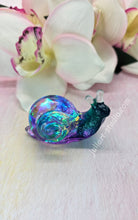 Load image into Gallery viewer, ONE Large Resin Snail with Irredescent Shell (in Saphire Blue/Green/Purple)
