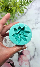 Load image into Gallery viewer, 2.3 inch 3D Flower Silicone Mold for Resin Casting