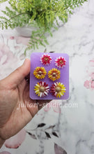Load image into Gallery viewer, 3D Daisy Flowers Silicone Mold for Resin