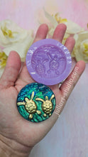 Load image into Gallery viewer, 1.9 inch Sea Turtles Worry Stone Silicone Mold