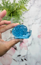 Load image into Gallery viewer, 2.3 inch Crystal Snail (Style 1) Silicone Mold for Resin