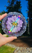 Load image into Gallery viewer, 4.75 inch HOLO Crystal Edge (ROUND) Silicone Mold for Resin casting
