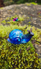 Load image into Gallery viewer, 2.25 inch 3D Large Snail Silicone Mold for Resin
