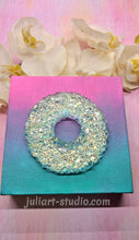 Load image into Gallery viewer, 4 inch Crystal Donut Silicone Mold for Resin casting