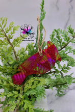 Load image into Gallery viewer, 3.7 inch HOLO Cardinal Silicone Mold for Resin