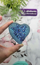 Load image into Gallery viewer, 3 inch 3D Druzy Heart Silicone Mold for resin casting
