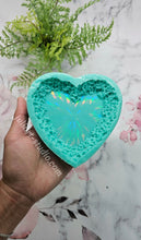Load image into Gallery viewer, 4.5 inch HOLO Crystal Edge  (HEART) Silicone Mold for Resin casting