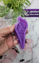 Load image into Gallery viewer, 4 inch Druzy Seashell Silicone Mold for Resin casting