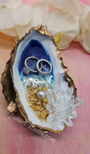 Load image into Gallery viewer, 1.9 inch Crystal Cluster (CM#001) Silicone Mold for Resin casting