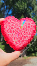 Load image into Gallery viewer, 4.5 inch HOLO Crystal Edge (HEART) Silicone Mold for Resin casting