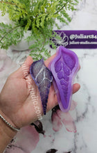 Load image into Gallery viewer, 4 inch Druzy Seashell Silicone Mold for Resin casting
