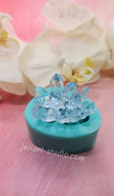 Load image into Gallery viewer, 1.9 inch Crystal Cluster (CM#001) Silicone Mold for Resin casting