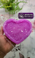 Load image into Gallery viewer, 5 inch Large Crystal Heart Silicone Mold for resin casting