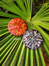 Load image into Gallery viewer, 4 inch Christmas Wreath Coaster Silicone Mold for Resin Coasters