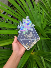 Load image into Gallery viewer, 9.5 inch Floral Crystal Silicone Mold for Resin casting