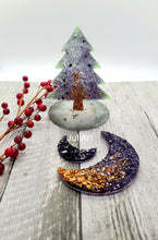 Load image into Gallery viewer, 4 inch Druzy Moon Silicone Mold for Resin