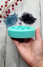 Load image into Gallery viewer, 3.5 inch SMALL Crystal Cluster Silicone Mold for Resin