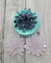Load image into Gallery viewer, 2.5 inch Crystal Bloom Silicone Mold for Resin