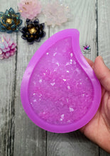 Load image into Gallery viewer, 4.75 inch Water Drop Druzy Coaster Silicone Mold for Resin