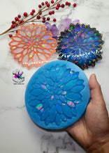 Load image into Gallery viewer, 5.25 inch HOLO Dahlia Silicone Mold for Resin