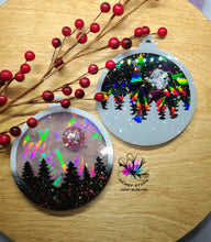 Load image into Gallery viewer, 4.5 inch HOLO Christmas Bauble FOREST Silicone Mold for Resin