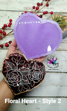 Load image into Gallery viewer, 4.75 inch Floral Heart Coaster Silicone Mold for Resin casting