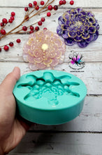 Load image into Gallery viewer, 4 inch 3D Dahlia Flower  Silicone Mold for Resin