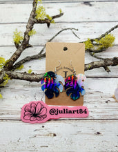 Load image into Gallery viewer, 1.5 inch HOLO Monstera Earrings Silicone Mold for Resin