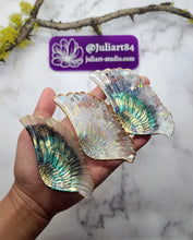 Load image into Gallery viewer, 4 inch Angel Wing Dish Silicone Mold for Resin