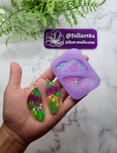 Load image into Gallery viewer, 2.1 inch HOLO Fairy Wings Earrings Silicone Mold for Resin