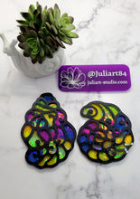 Load image into Gallery viewer, 5.5 inch HOLO Seashell (LONG) Silicone Mold for Resin