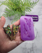 Load image into Gallery viewer, 3D Long Leaf Earrings Silicone Mold for Resin casting