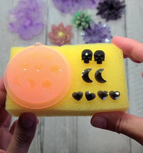 Load image into Gallery viewer, Crystal Stud Palette Silicone Mold for Resin casting