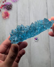 Load image into Gallery viewer, 4.5 inch MEDIUM Crystal Cluster Silicone Mold for Resin