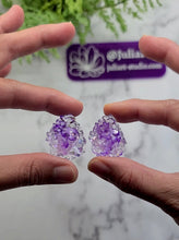 Load image into Gallery viewer, 1.25 inch Druzy Teardrop Cabochon Silicone Mold for Resin casting