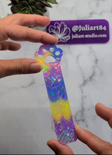 Load image into Gallery viewer, 5 inch HOLO Paw Bookmark Silicone Mold for Resin