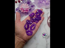 Load and play video in Gallery viewer, Small Druzy Slices Palette Silicone Mold for Resin casting