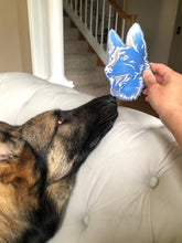 Load image into Gallery viewer, 6 inch German Shepherd Silicone Mold for Resin or Concrete Coasters