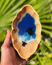 Load image into Gallery viewer, Mini Sea Creatures Embellishment Silicone Mold for Ocean Resin casting