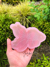 Load image into Gallery viewer, 5.25 inch Gold Fish Silicone Mold for Resin casting