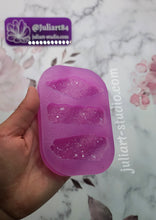 Load image into Gallery viewer, 2.75 inch Druzy Hair Clip Palette Silicone Mold for Resin
