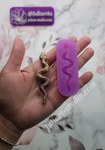 Load image into Gallery viewer, 3 inch 3D Snake Silicone Mold
